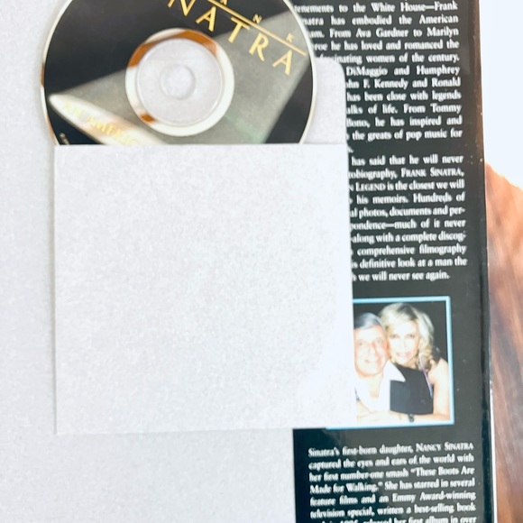 Frank Sinatra An American Legend By Nancy Sinatra Coffee Table Book - Picture 5 of 5